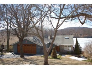 Candlewood Lake Real Estate - 56 S Lake Shore Drive , Brookfield, CT 06804