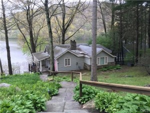 Candlewood Lake Real Estate - 90 Lake Drive , New Milford, CT 06776