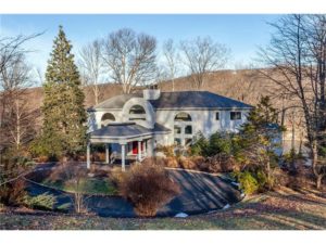 Candlewood Lake Real Estate - Sail Harbour Drive, Sherman, CT 06784