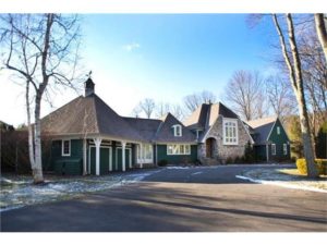 Candlewood Lake Real Estate - 10 Heritage Island Road, New Fairfield, CT 06812