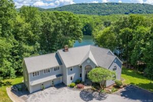 Candlewood Lake Real Estate - 11 Sail Harbour Drive, Sherman, CT 06784