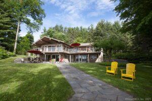 Candlewood Lake Real Estate - 11 Twin Rocks Road Brookfield, CT 06804