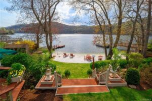 Candlewood Lake Real Estate - 12 Sunset Drive Danbury, CT 06811