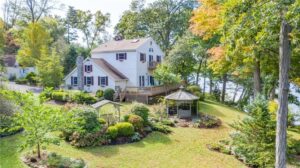 Candlewood Lake Real Estate - 67 Taagan Point Road Danbury, CT 06811