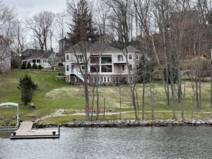 Candlewood Lake Real Estate - 61 Kellogg Street Brookfield, CT 06804